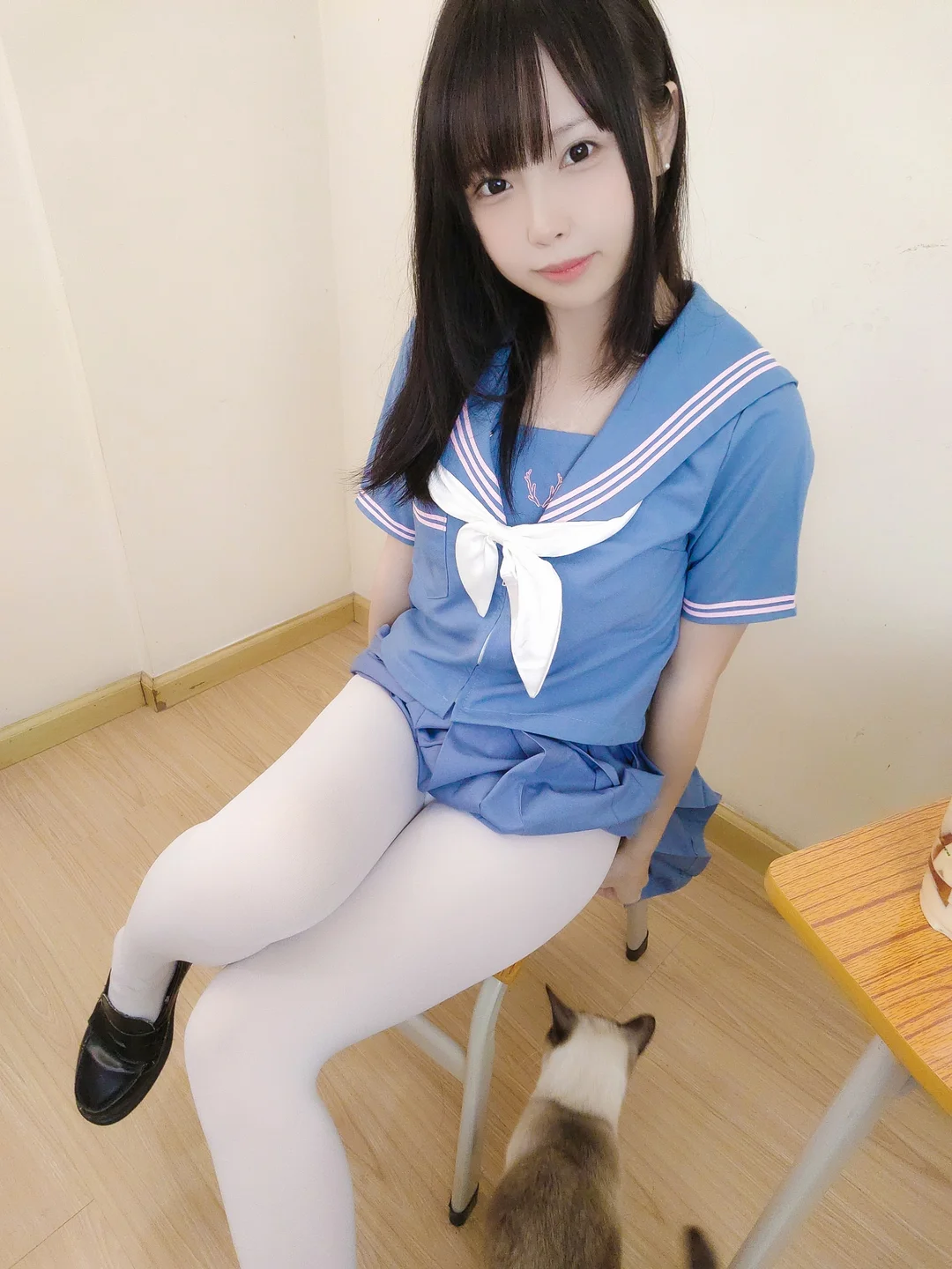 十万珍吱伏特 - 撸猫日记 [102P,1V-305MB] tg@simisebaisi 【丝足阁】079.webp